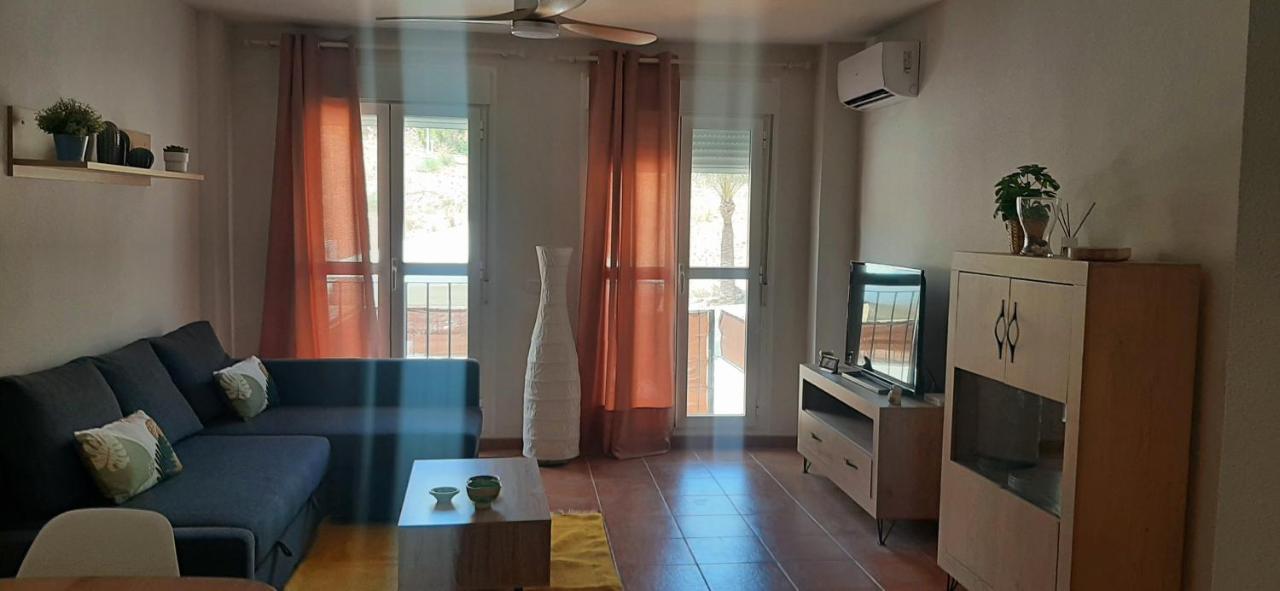 La Casa De La Fama - Apartamento Con Patio Exterior Карбонерас Екстериор снимка